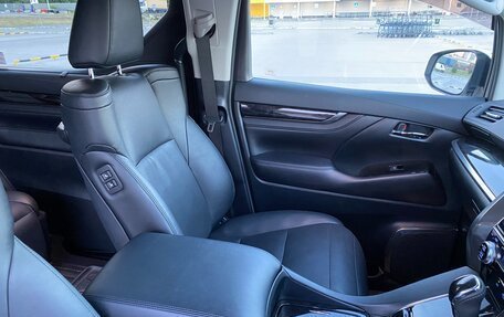 Toyota Alphard III, 2018 год, 4 650 000 рублей, 19 фотография