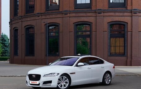 Jaguar XF II, 2020 год, 2 750 000 рублей, 2 фотография