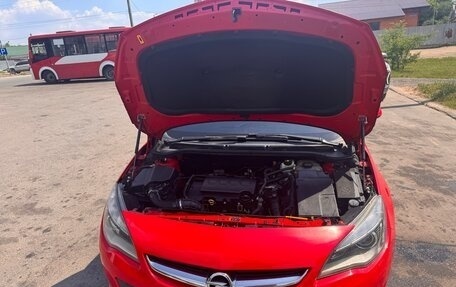 Opel Astra J, 2011 год, 1 290 000 рублей, 10 фотография