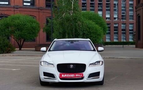 Jaguar XF II, 2020 год, 2 750 000 рублей, 4 фотография