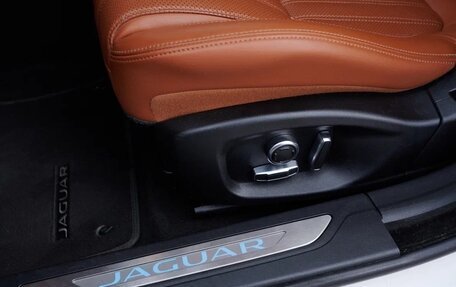 Jaguar XF II, 2020 год, 2 750 000 рублей, 29 фотография