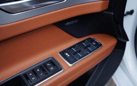 Jaguar XF II, 2020 год, 2 750 000 рублей, 26 фотография