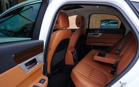 Jaguar XF II, 2020 год, 2 750 000 рублей, 32 фотография