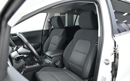 KIA Sportage IV рестайлинг, 2020 год, 2 095 000 рублей, 12 фотография