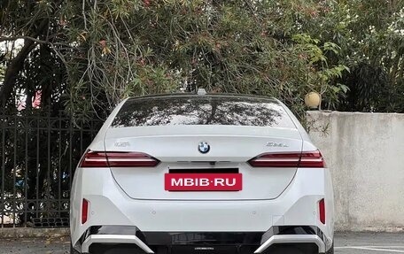BMW 5 серия, 2025 год, 4 290 000 рублей, 4 фотография