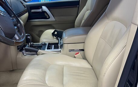 Toyota Land Cruiser 200, 2015 год, 5 490 000 рублей, 4 фотография