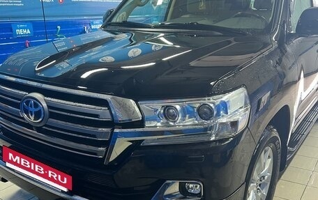Toyota Land Cruiser 200, 2015 год, 5 490 000 рублей, 6 фотография