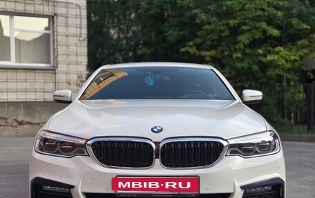 BMW 5 серия, 2019 год, 4 400 000 рублей, 3 фотография