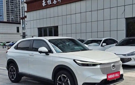 Honda Vezel, 2022 год, 1 770 000 рублей, 3 фотография