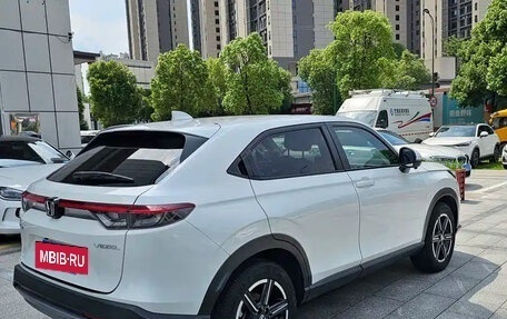 Honda Vezel, 2022 год, 1 770 000 рублей, 4 фотография