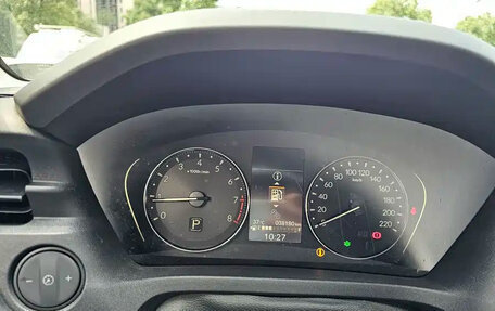 Honda Vezel, 2022 год, 1 770 000 рублей, 11 фотография