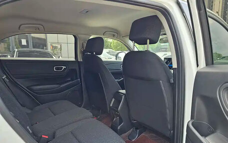 Honda Vezel, 2022 год, 1 770 000 рублей, 9 фотография