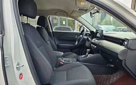 Honda Vezel, 2022 год, 1 770 000 рублей, 10 фотография