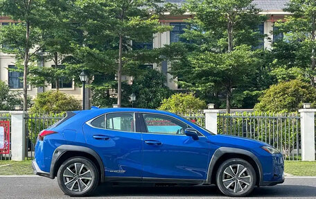 Lexus UX I, 2022 год, 1 920 888 рублей, 5 фотография