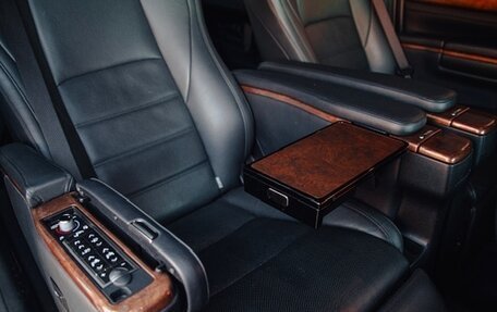 Toyota Alphard III, 2017 год, 3 990 000 рублей, 15 фотография