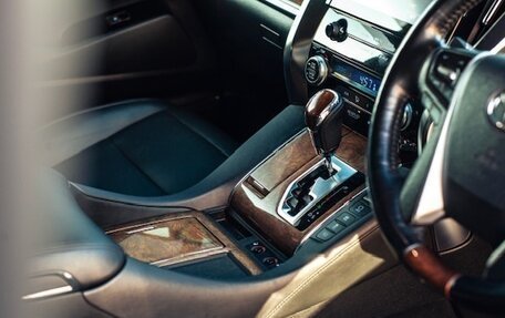 Toyota Alphard III, 2017 год, 3 990 000 рублей, 27 фотография