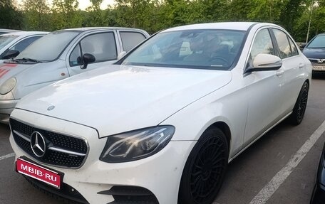 Mercedes-Benz E-Класс, 2016 год, 2 500 000 рублей, 1 фотография