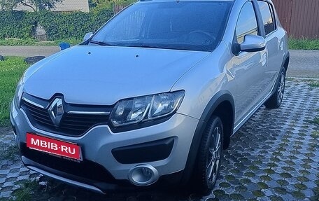 Renault Sandero II рестайлинг, 2016 год, 850 000 рублей, 1 фотография