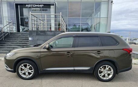 Mitsubishi Outlander III рестайлинг 3, 2018 год, 1 770 000 рублей, 8 фотография