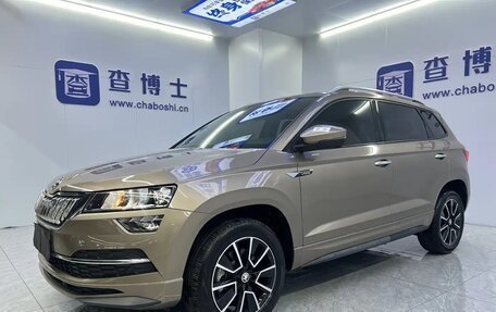 Skoda Karoq I, 2022 год, 2 100 000 рублей, 2 фотография