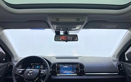 Skoda Karoq I, 2022 год, 2 100 000 рублей, 6 фотография