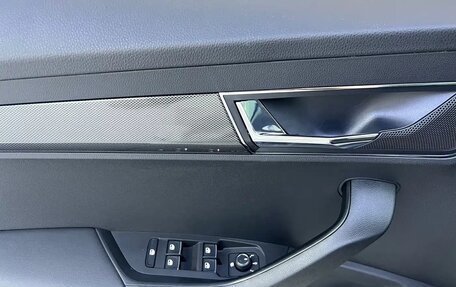 Skoda Karoq I, 2022 год, 2 100 000 рублей, 8 фотография
