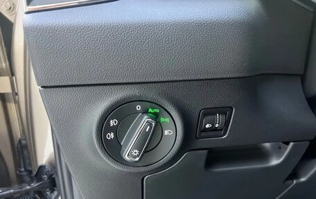 Skoda Karoq I, 2022 год, 2 100 000 рублей, 12 фотография