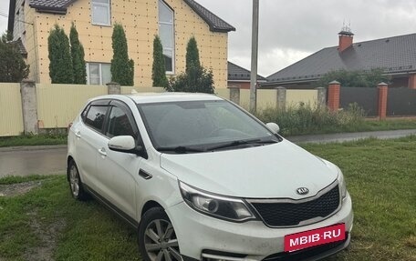 KIA Rio III рестайлинг, 2017 год, 870 000 рублей, 2 фотография