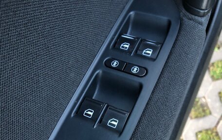 Volkswagen Touareg III, 2010 год, 1 480 000 рублей, 11 фотография
