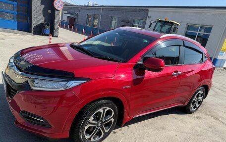 Honda Vezel, 2018 год, 1 700 000 рублей, 2 фотография