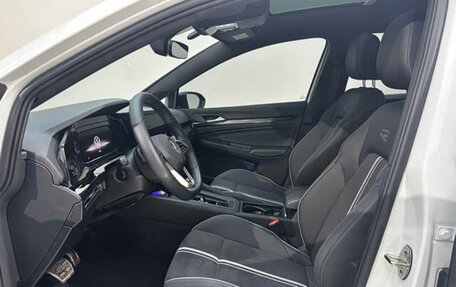 Volkswagen Golf VIII, 2022 год, 1 808 900 рублей, 7 фотография