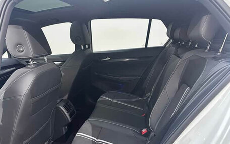 Volkswagen Golf VIII, 2022 год, 1 808 900 рублей, 10 фотография