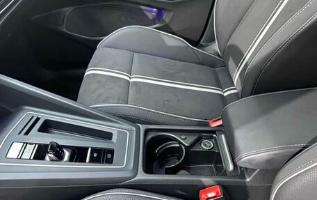 Volkswagen Golf VIII, 2022 год, 1 808 900 рублей, 11 фотография