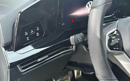 Volkswagen Golf VIII, 2022 год, 1 808 900 рублей, 9 фотография