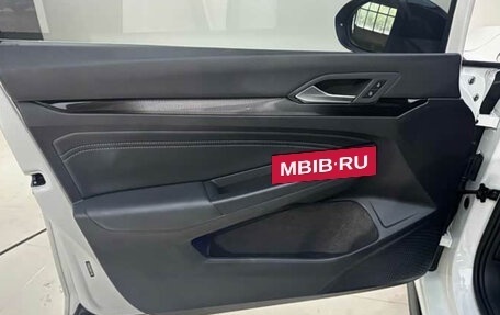 Volkswagen Golf VIII, 2022 год, 1 808 900 рублей, 8 фотография