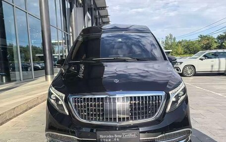 Mercedes-Benz V-Класс, 2022 год, 3 фотография