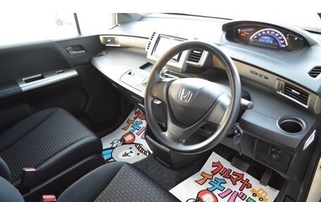 Honda Freed I, 2013 год, 820 000 рублей, 9 фотография