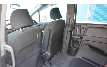 Honda Freed I, 2013 год, 820 000 рублей, 17 фотография