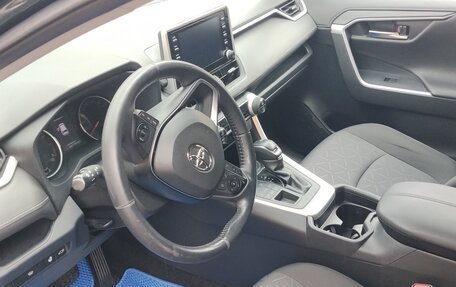 Toyota RAV4, 2020 год, 2 950 000 рублей, 1 фотография