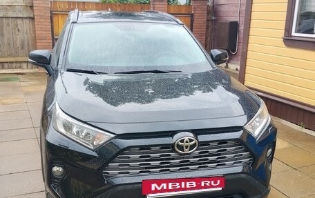 Toyota RAV4, 2020 год, 2 950 000 рублей, 5 фотография
