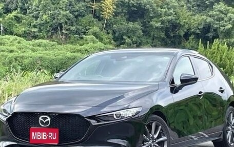 Mazda 3, 2022 год, 1 200 000 рублей, 1 фотография
