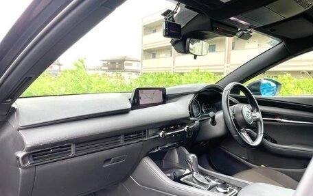 Mazda 3, 2022 год, 1 200 000 рублей, 18 фотография