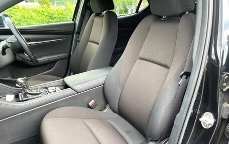 Mazda 3, 2022 год, 1 200 000 рублей, 19 фотография