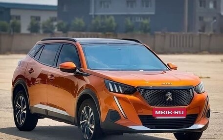 Peugeot 2008 II, 2022 год, 1 190 000 рублей, 4 фотография