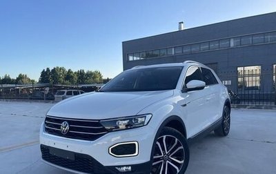 Volkswagen T-Roc I, 2023 год, 1 700 069 рублей, 1 фотография