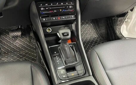 Skoda Karoq I, 2022 год, 1 720 005 рублей, 9 фотография