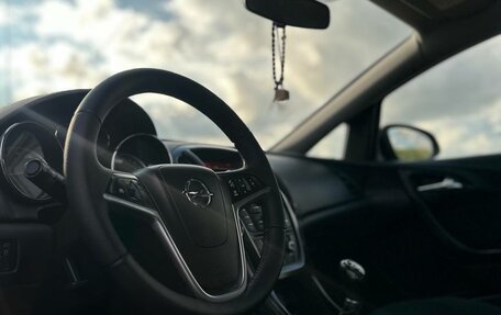 Opel Astra J, 2011 год, 599 000 рублей, 12 фотография