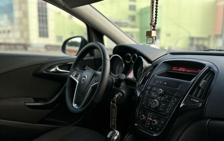 Opel Astra J, 2011 год, 599 000 рублей, 20 фотография