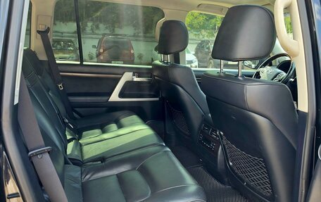 Toyota Land Cruiser 200, 2018 год, 7 600 000 рублей, 12 фотография