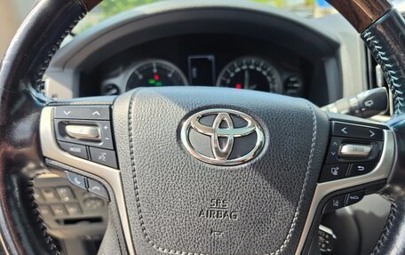 Toyota Land Cruiser 200, 2018 год, 7 600 000 рублей, 15 фотография